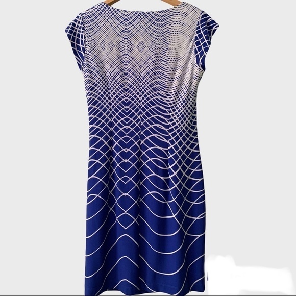 Just Taylor Dress - Picture 5 of 8